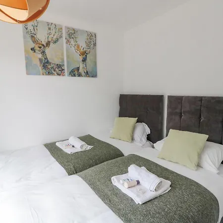 Columbus Retreat * Scarborough